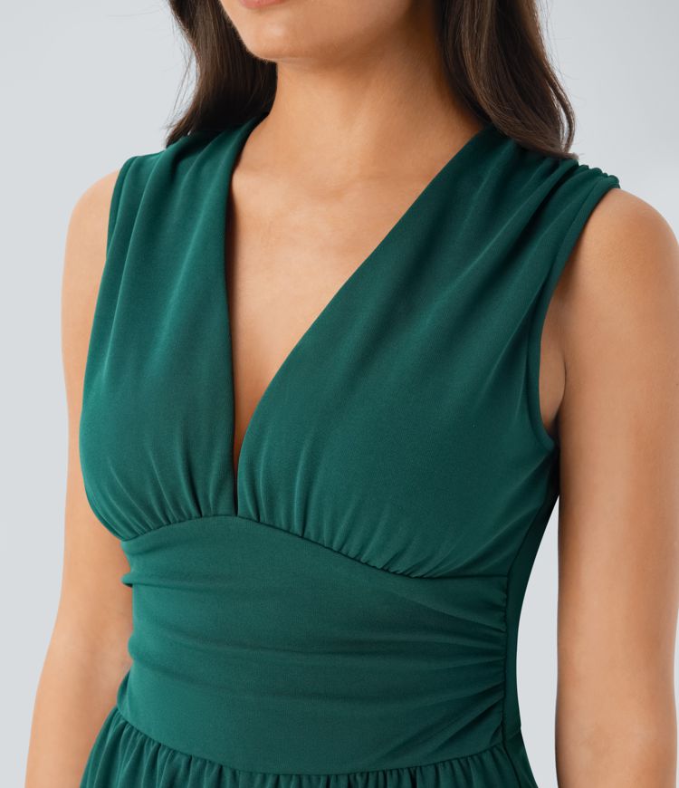 Combinaison de fête sans manches froncée avec décolleté en V, poches latérales et fermeture éclair invisible - Easy Peezy