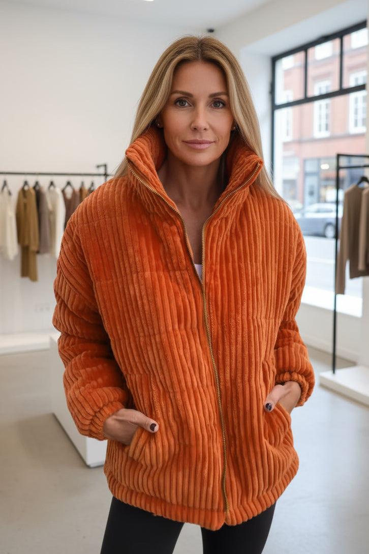 Kiray™ - Dam Varm Quiltad Jacka | Stilsäker & Praktisk