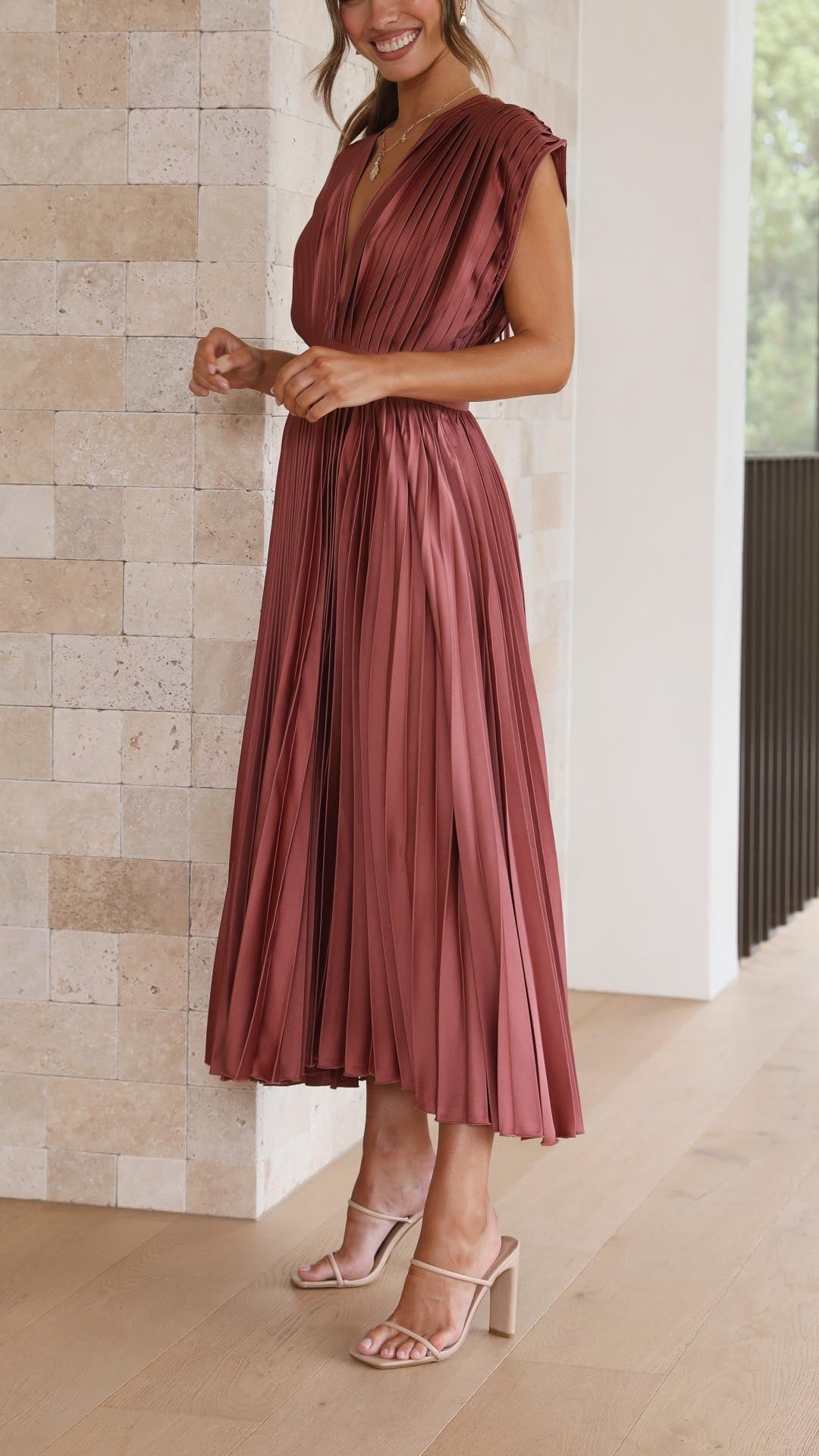 Maria - Robe plissée élégante
