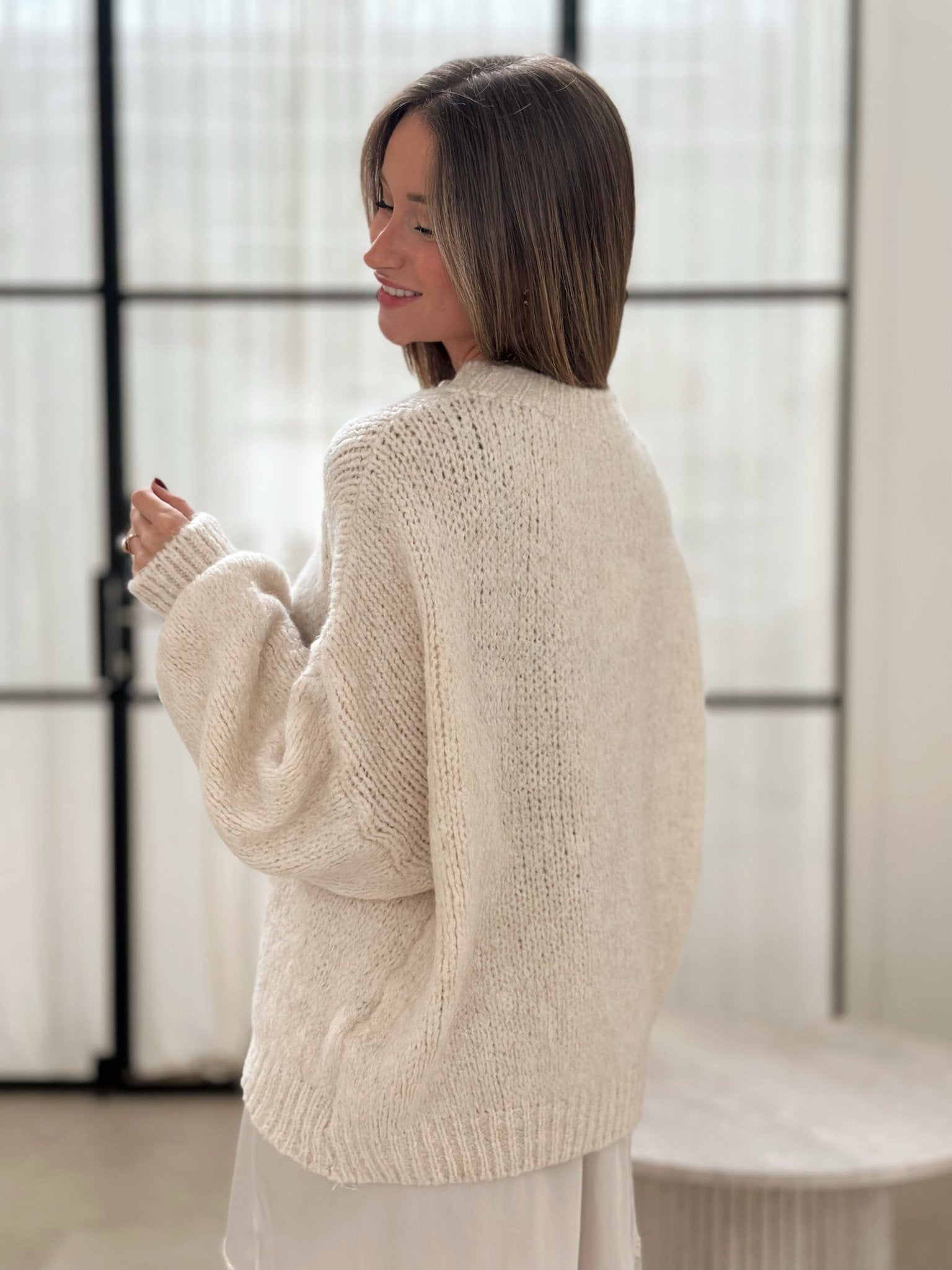 Paris Couture™ | Le pull blanc cassé