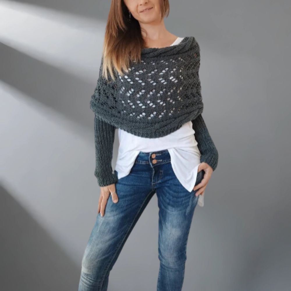 Alice – Lightweight stylish winter shawl