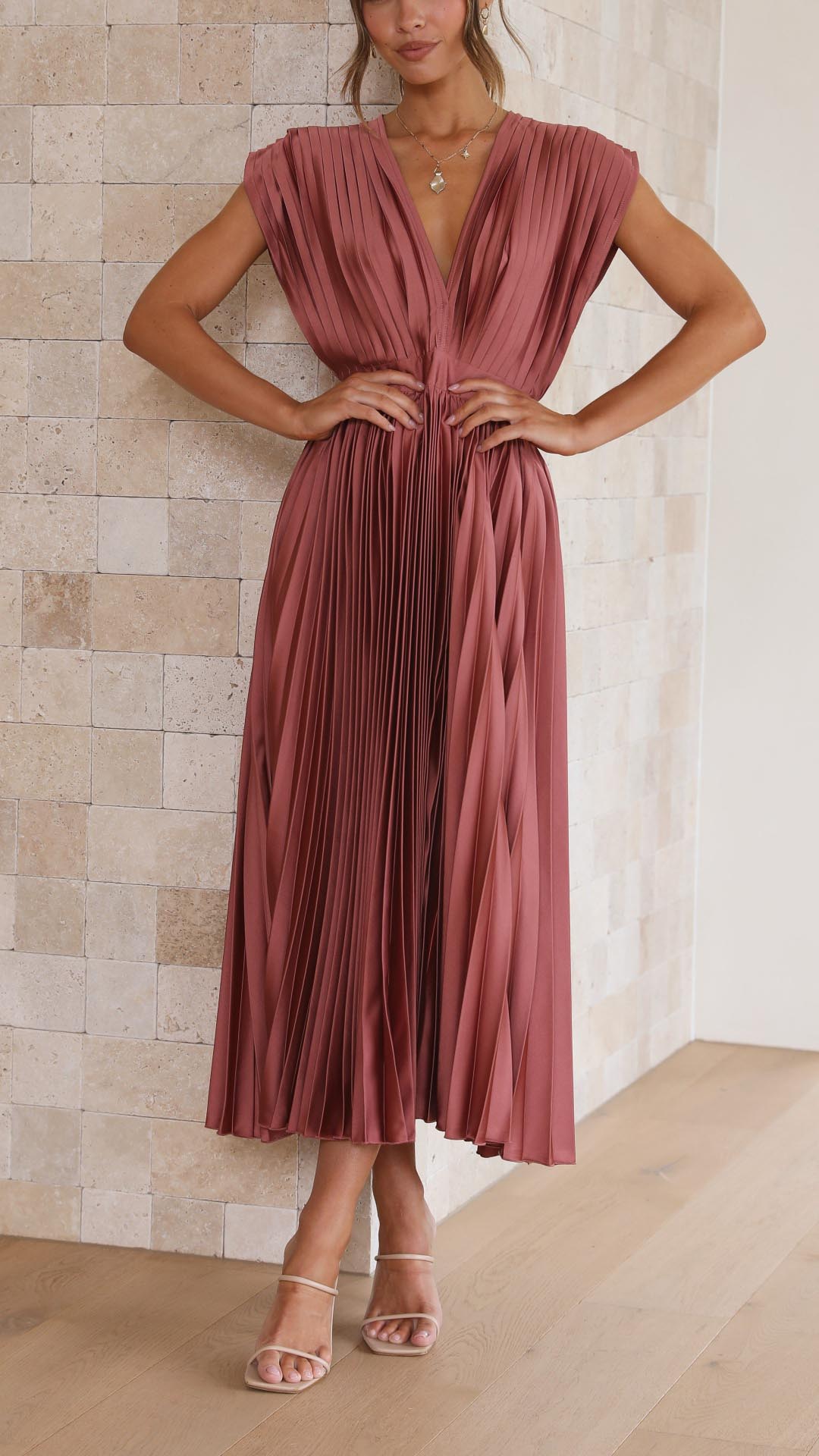 Maria - Robe plissée élégante