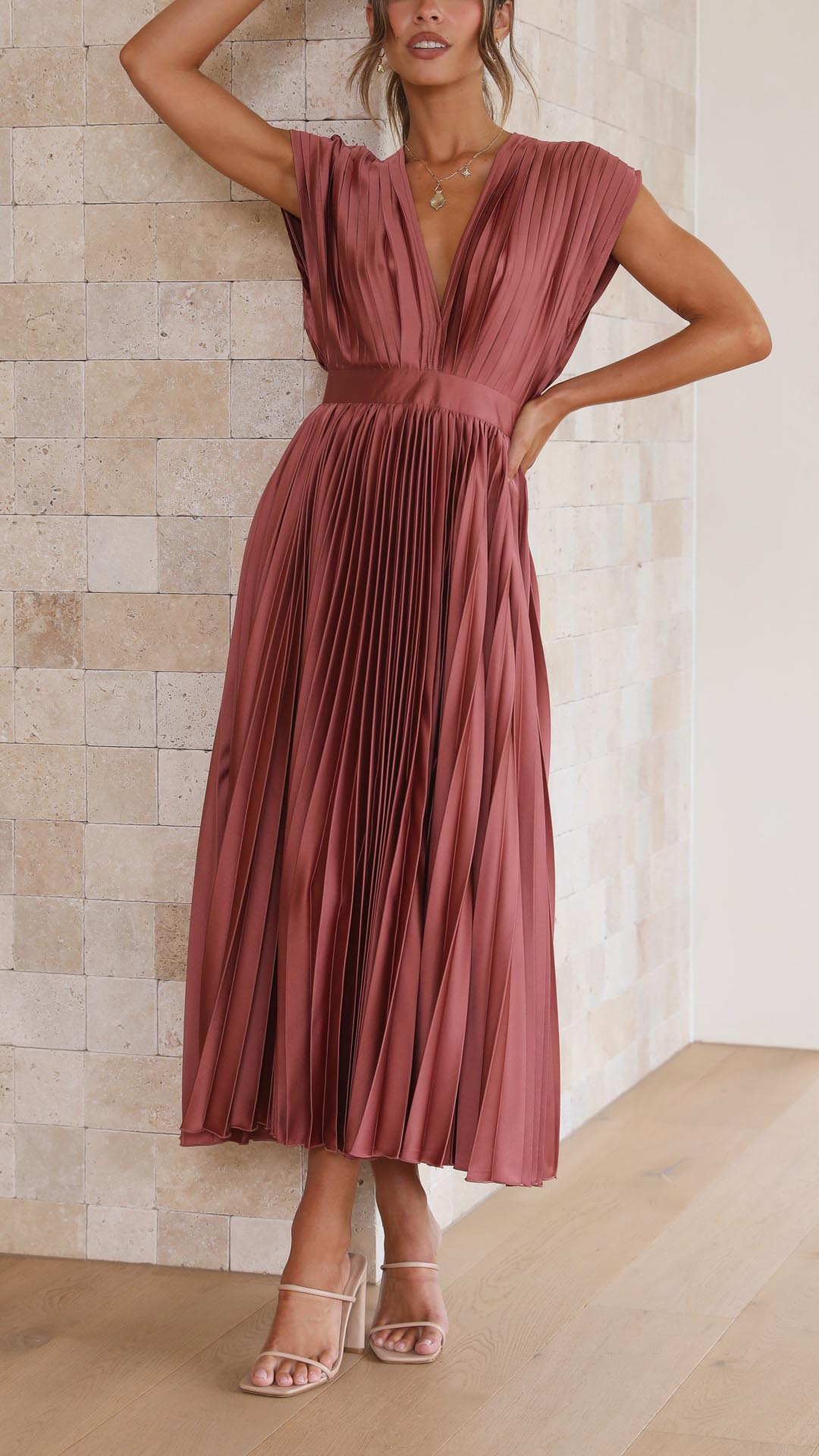 Maria - Robe plissée élégante