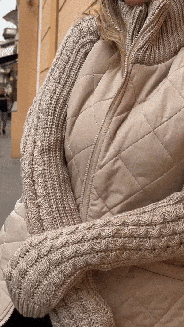 Hallie – Patchwork Knitted Jacket for Cozy Confidence